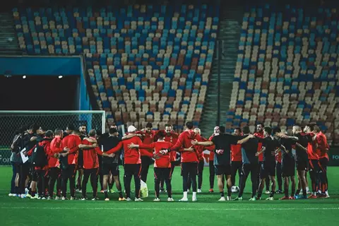 الأهلي ضيفًا على الهلال.. نواكشوط تكتسي بالأحمر والأزرق في ليلة استثنائية